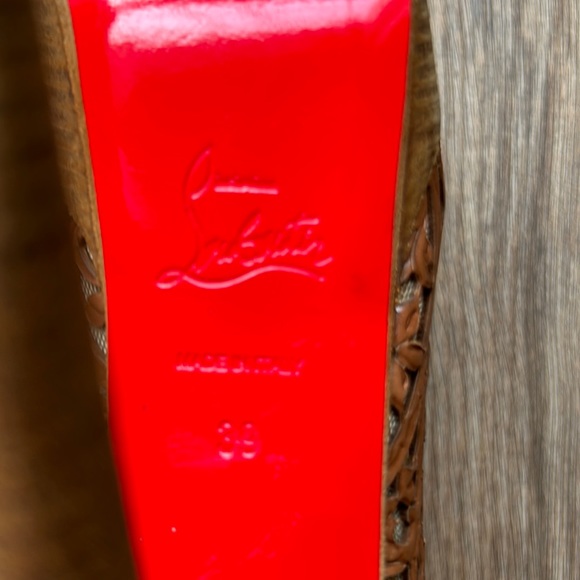 Christian Louboutin Pampas Tan Floral Lasercut Lady Peep Heel | 39 - Picture 7 of 11